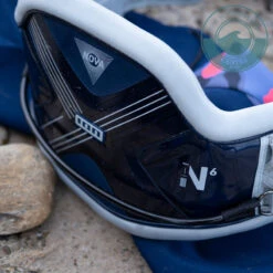 ION Womens Nova Harness 2022 19 ION Womens Nova Harness 2022 -Kitesurfing Shop 793 Indigo lifestyle shot