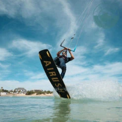 Airush Switch V11 Kiteboard 2023/24 -Kitesurfing Shop Airush Switch V11 action shot 1.2