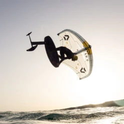 Duotone Unit SLS Concept Blue Foil Wing -Kitesurfing Shop Duotone Unit SLS Concept Blue Action Shot