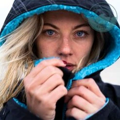 ION Storm Coat (Change Robe) LS (Long Sleeve) (Unisex) -Kitesurfing Shop ION Storm Jacket lifestyle 3