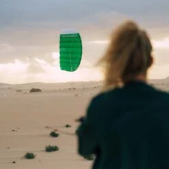 Ozone Ignition V3 – 3 Line Trainer Kite -Kitesurfing Shop Ignition V3 action shot