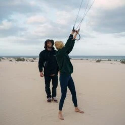 Ozone Ignition V3 – 3 Line Trainer Kite -Kitesurfing Shop Ignition V3 in use