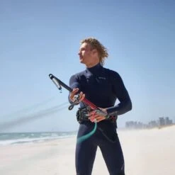 North Navigator Pro Control System 2024 -Kitesurfing Shop North Navigator Pro Bar beach shot