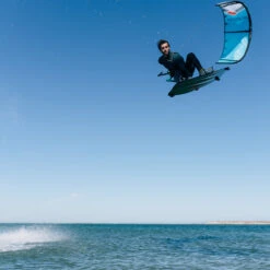 Ozone Enduro V3 Kite -Kitesurfing Shop Ozone Enduro V3 Actoin 1