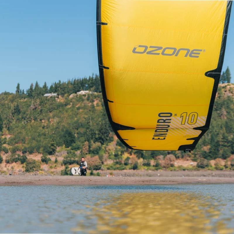 Ozone Enduro V4 Kite 4 Ozone Enduro V4 Kite - Image 4