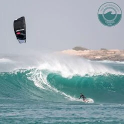 Ozone Reo V5 Kite -Kitesurfing Shop Ozone Reo V5 Action 2