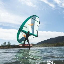 F-one STRIKE V3 CWC -Kitesurfing Shop Strike V3 CWC clear 3 struts