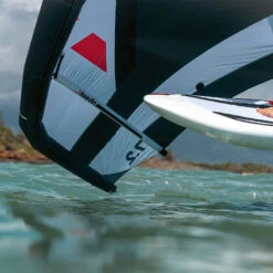 Reedin SUPERNATURAL SSD Wing 2023 -Kitesurfing Shop Supernatural SSD Action shot