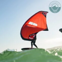 Reedin Superwing V3 14 Reedin Superwing V3 -Kitesurfing Shop Superwing V2 red in the sun