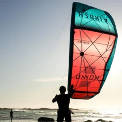 Airush Union V6 Kite -Kitesurfing Shop Union backlit 1.1